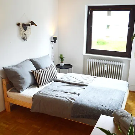 Lejlighed Helle Ferienwohnung Mit Balkon Von Privat